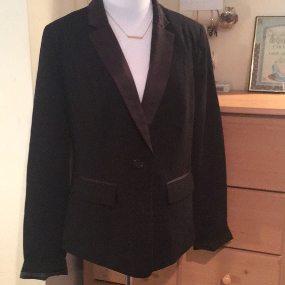 Jacket - Picture 4 of 5